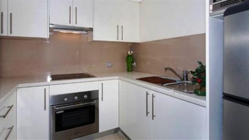 фото отеля Sandy Cove Apartments