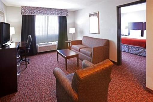 фото отеля Holiday Inn Express Hotel & Suites Stephenville