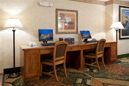 фото отеля Holiday Inn Express Hotel & Suites Moab