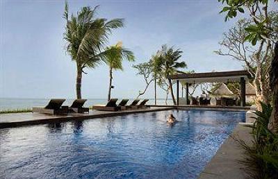 фото отеля Santika Premiere Seaside Resort Manado