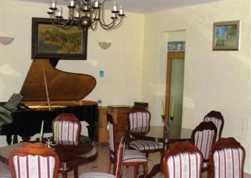 фото отеля Hotel Ema