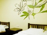 How Flowers Youth Hostel