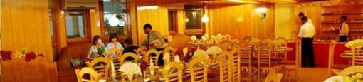 фото отеля Singaar International Hotel