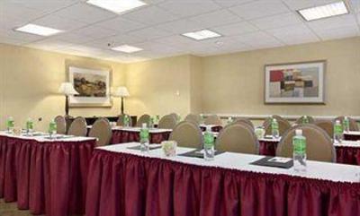 фото отеля Homewood Suites by Hilton Lincolnshire