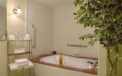 фото отеля Hampton Inn Ashtabula