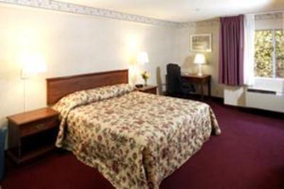 фото отеля BEST WESTERN PLUS Cotton Tree Inn