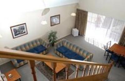 фото отеля Green Gables Motel