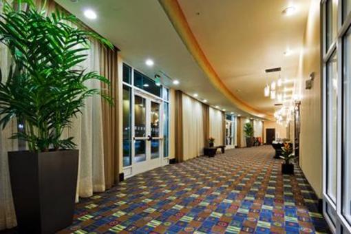 фото отеля Holiday Inn & Suites Waco Northwest