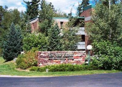 фото отеля Ten Mile Island Condominiums