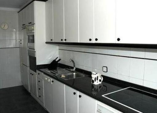 фото отеля Apartamentos Piramides Puerto Blanco Velez-Malaga