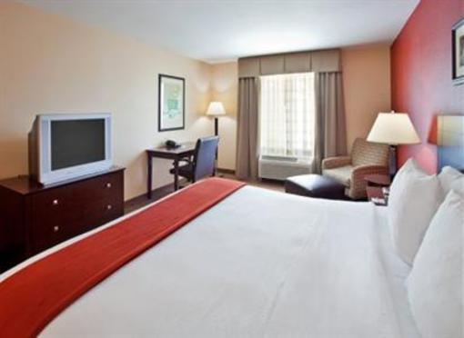фото отеля Holiday Inn Express Hotel & Suites Andover East Wichita