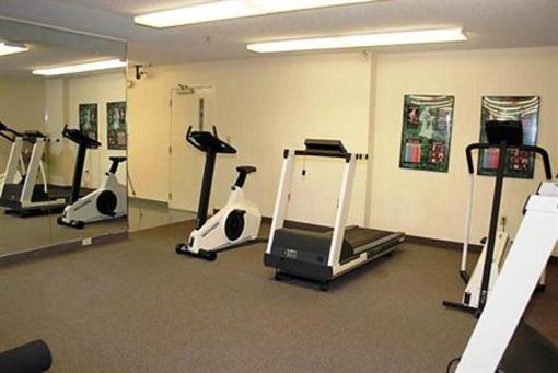 фото отеля Candlewood Suites Overland Park