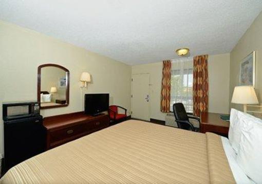 фото отеля Quality Inn & Suites Mooresville