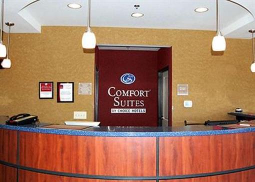 фото отеля Comfort Suites Speedway Kansas City (Kansas)