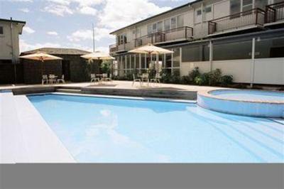 фото отеля SilverOaks Hotel Geyserland