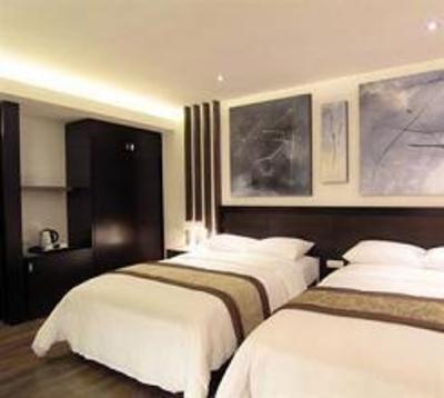 фото отеля Century Resort Hotel