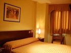 фото отеля Hostal Complutense Alcala de Henares