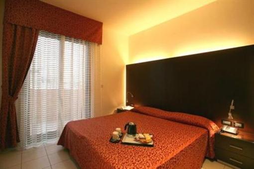 фото отеля Suite Hotel Domus
