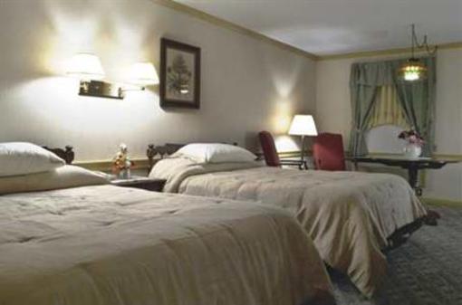фото отеля Quality Inn and Suites Lantern Lodge