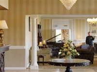 Clare Inn Hotel & Suites