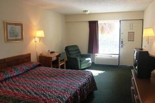 фото отеля Stay Inn and Suites