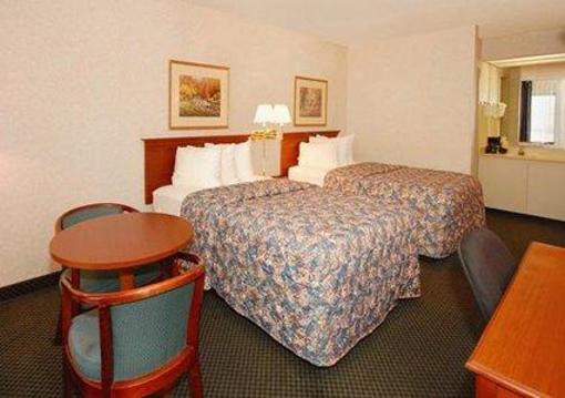 фото отеля Quality Inn Roanoke Rapids
