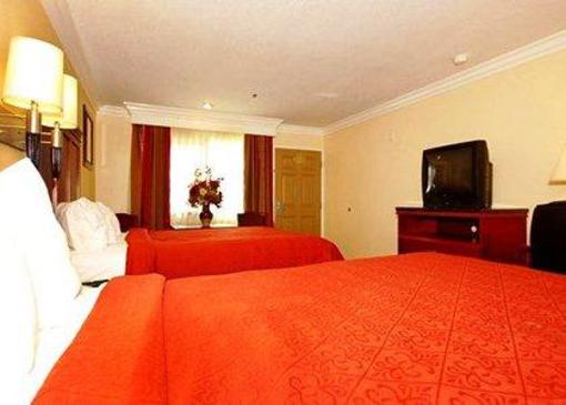 фото отеля Quality Inn & Suites Cypress