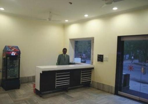 фото отеля Ranjit Hotel