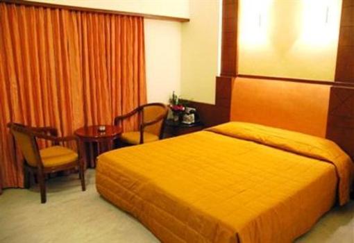 фото отеля Hotel Deluxe Chennai