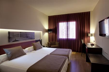 фото отеля Ayre Hotel Sevilla
