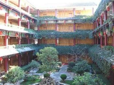 фото отеля Golden Spring Hotel Lijiang