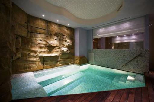 фото отеля Laqua Spa & Terrace Suites