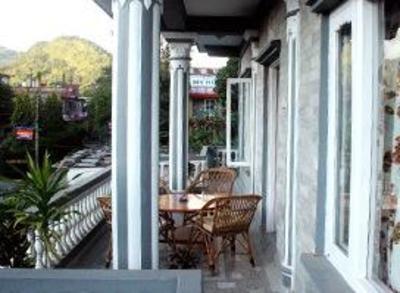 фото отеля Pokhara Palace Hotel