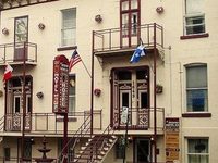 Auberge Louisbourg Hotel