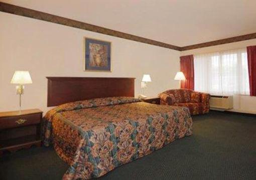 фото отеля Econo Lodge Evansville