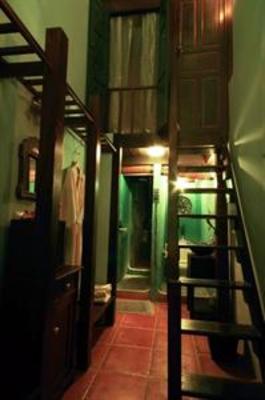 фото отеля Old Bangkok Inn