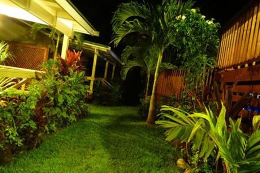 фото отеля Te Akapuao Holiday Home and Studio Villas