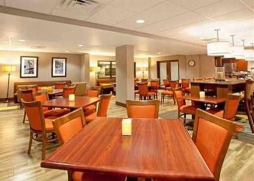 фото отеля Hampton Inn Fort Smith