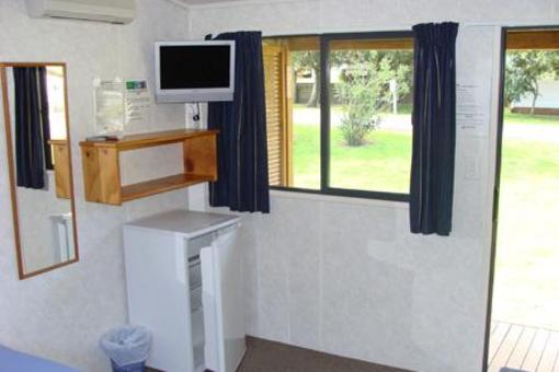 фото отеля Bowentown Beach Holiday Park Resorts Waihi Beach