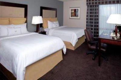фото отеля Crowne Plaza Hotel Philadelphia West