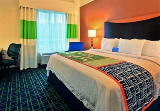 фото отеля Fairfield Inn & Suites Harrisburg West New Cumberland