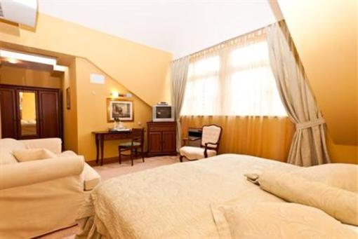 фото отеля Hotel Livadic