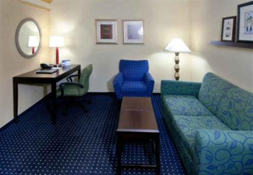 фото отеля Springhill Suites by Marriott - St. Petersburg/Clearwater