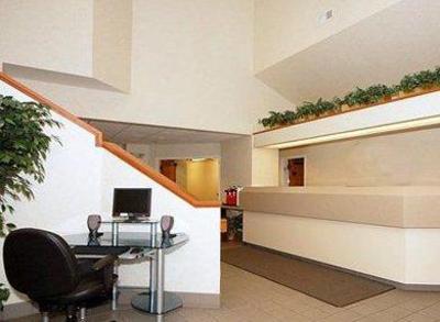 фото отеля Econo Lodge Inn & Suites Roseburg