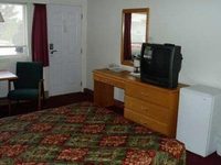 Econo Lodge Inn & Suites Kamloops