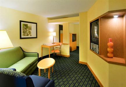 фото отеля Fairfield Inn & Suites Emporia (Virginia)