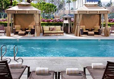 фото отеля Costa Mesa Marriott Suites