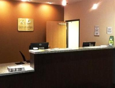 фото отеля Econo Lodge Inn And Suites Minot