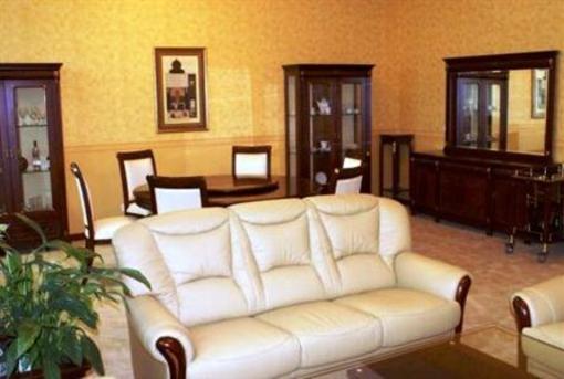 фото отеля Ramada Plaza Gence