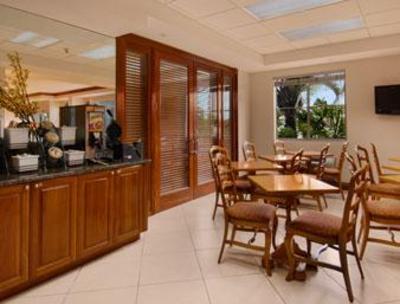 фото отеля Baymont Inn & Suites Miami Airport West